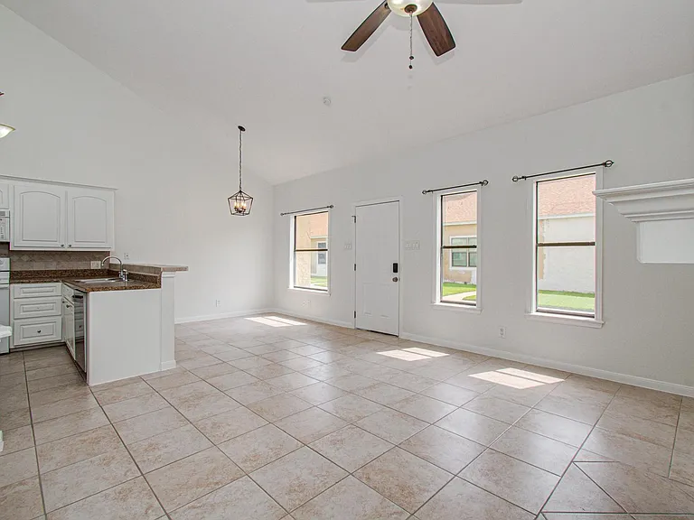 3700 83rd St #9 — Photo 7