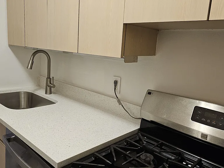 77 W 55th St #19H — Photo 15