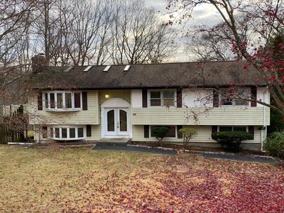 145 Morehouse Drive, Fairfield, CT, 06825