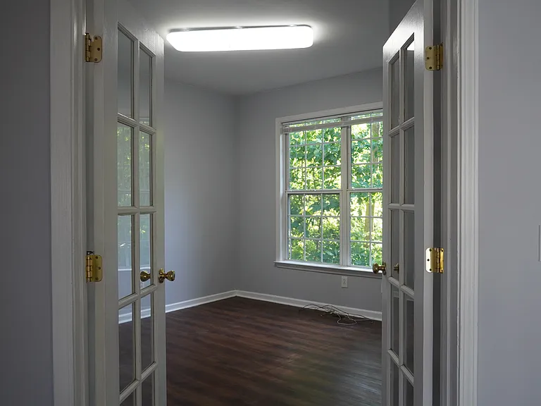 Elmendorf Ln NW — Photo 7