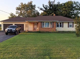 8497 Ridge Rd, Gasport, NY 14067