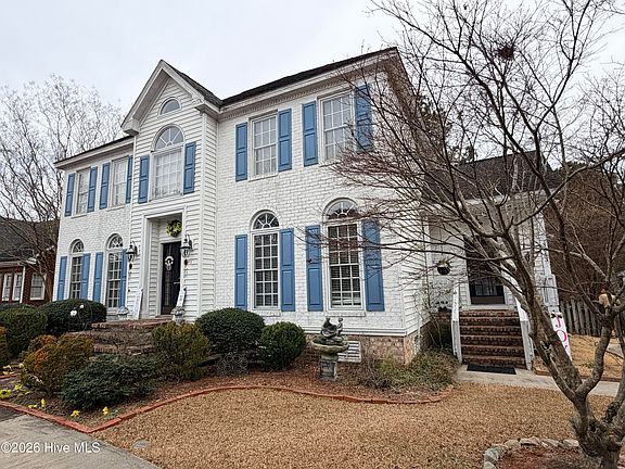 2nd image of 3013 Brassfield Drive