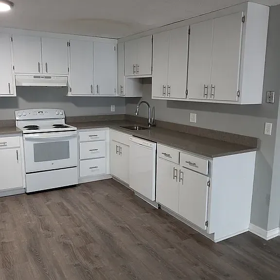 566 Washington St #14 — Photo 5