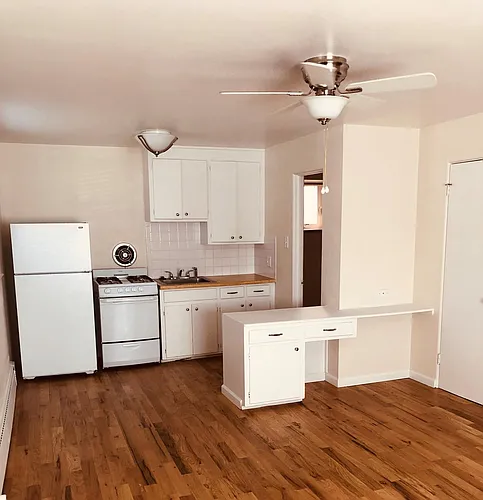 2456 S York St #3 Photo 1