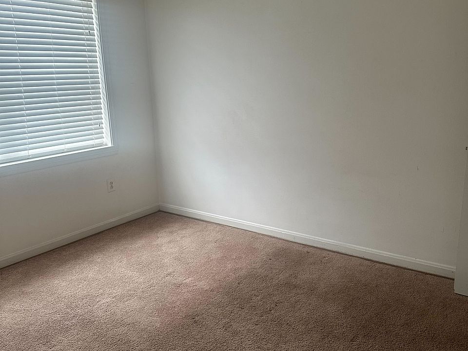 1st image of 2301 Iverson St #2