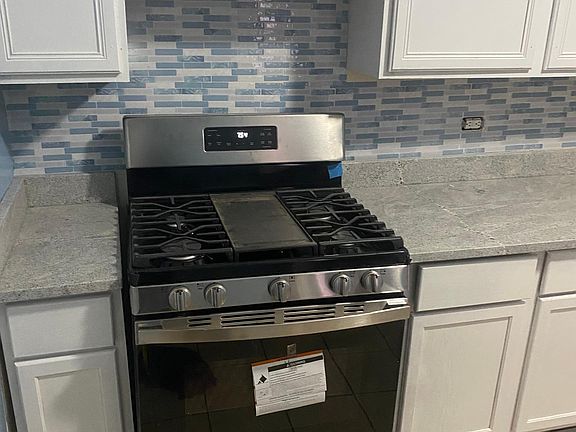 2nd image of 1057 N Springfield Ave
