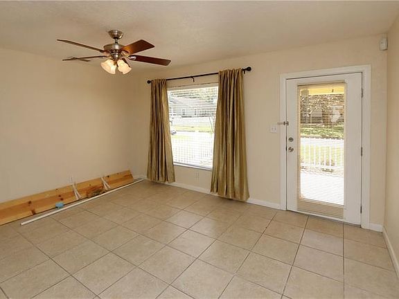 5th image of 1011 W Indiana Ave #B