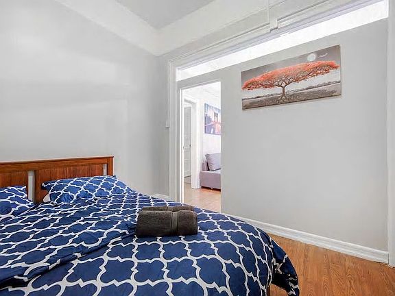 5th image of 110 Lexington Ave APT 2F