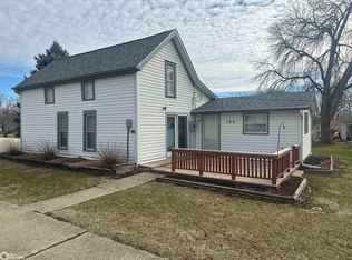702 6th St, Harlan, IA 51537
