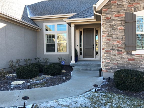 2nd image of 16025 Caenen St