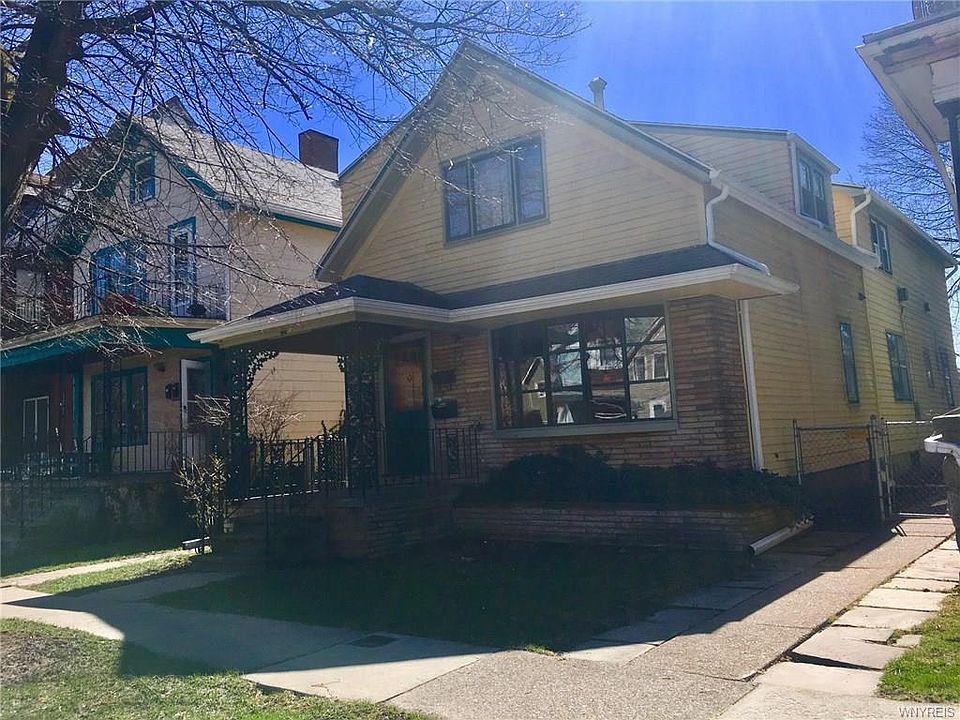 1st image of 374 West Ave