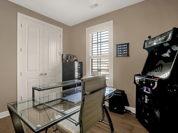 4th image of 8523 Woodland Rose Cir N