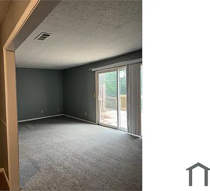 6076 Regent Mnr — Photo 7