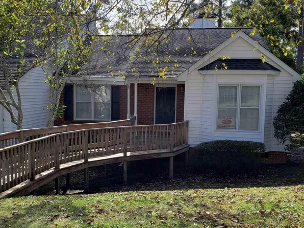 74 N Lake Pointe Dr, Columbia, SC 29229