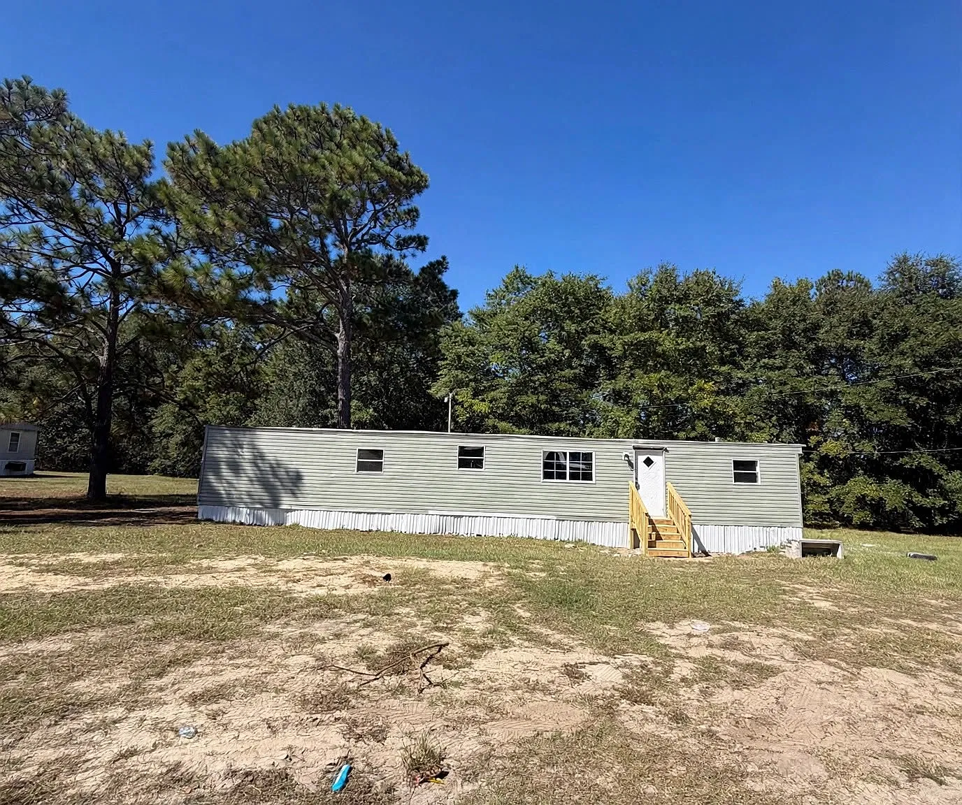 2 bed, $900 — Photo 1