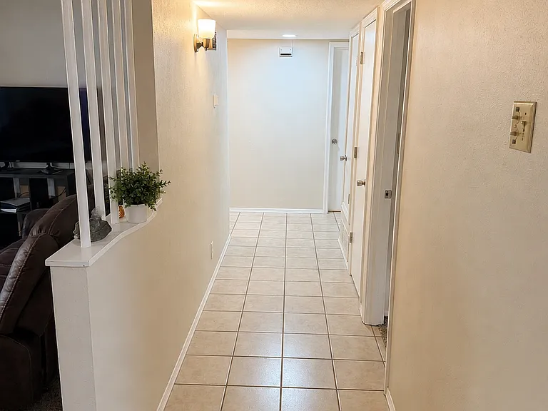 11504 Phoenix Ave NE — Photo 39