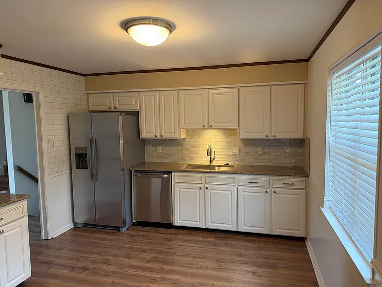 11417 Ethan Allen Dr — Photo 4
