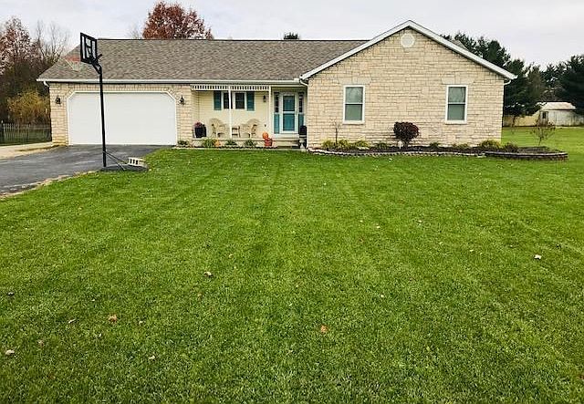 1st image of 70 Kelly Marie Dr