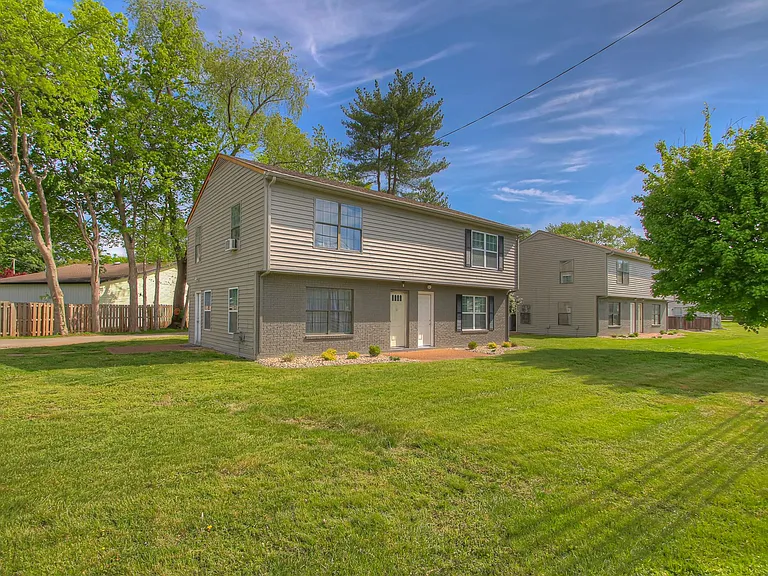 350 Beechcroft Rd #6 — Photo 25