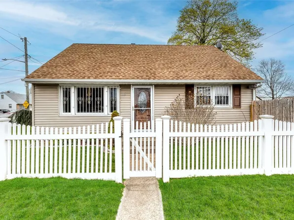 115 Great East Neck Road, West Babylon, NY 11704