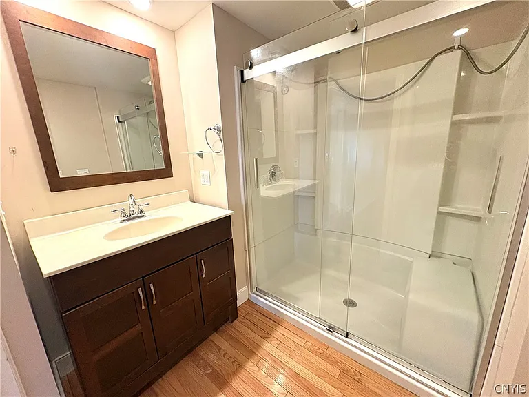 32 Walnut St — Photo 10