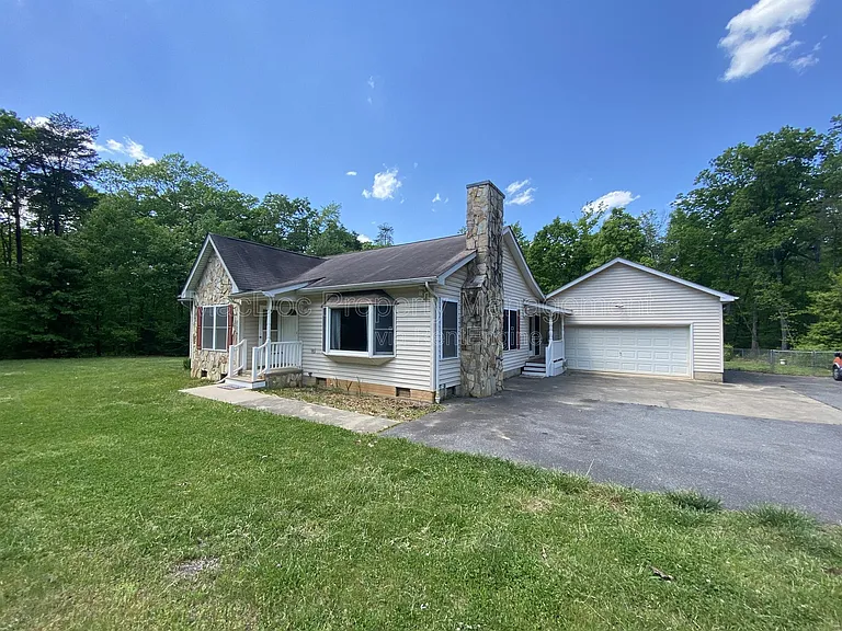 10207 Battlefield Dr — Photo 2