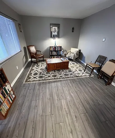 1717 Summit St #2D — Photo 4