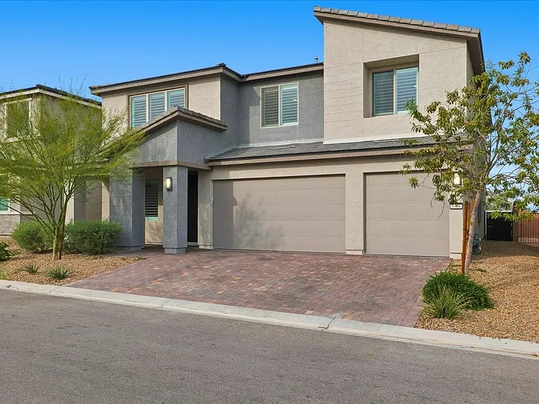 5366 Purple Moon Ave — Photo 2