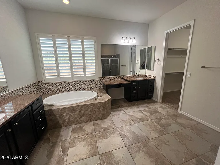 1630 W Blaylock Dr — Photo 29