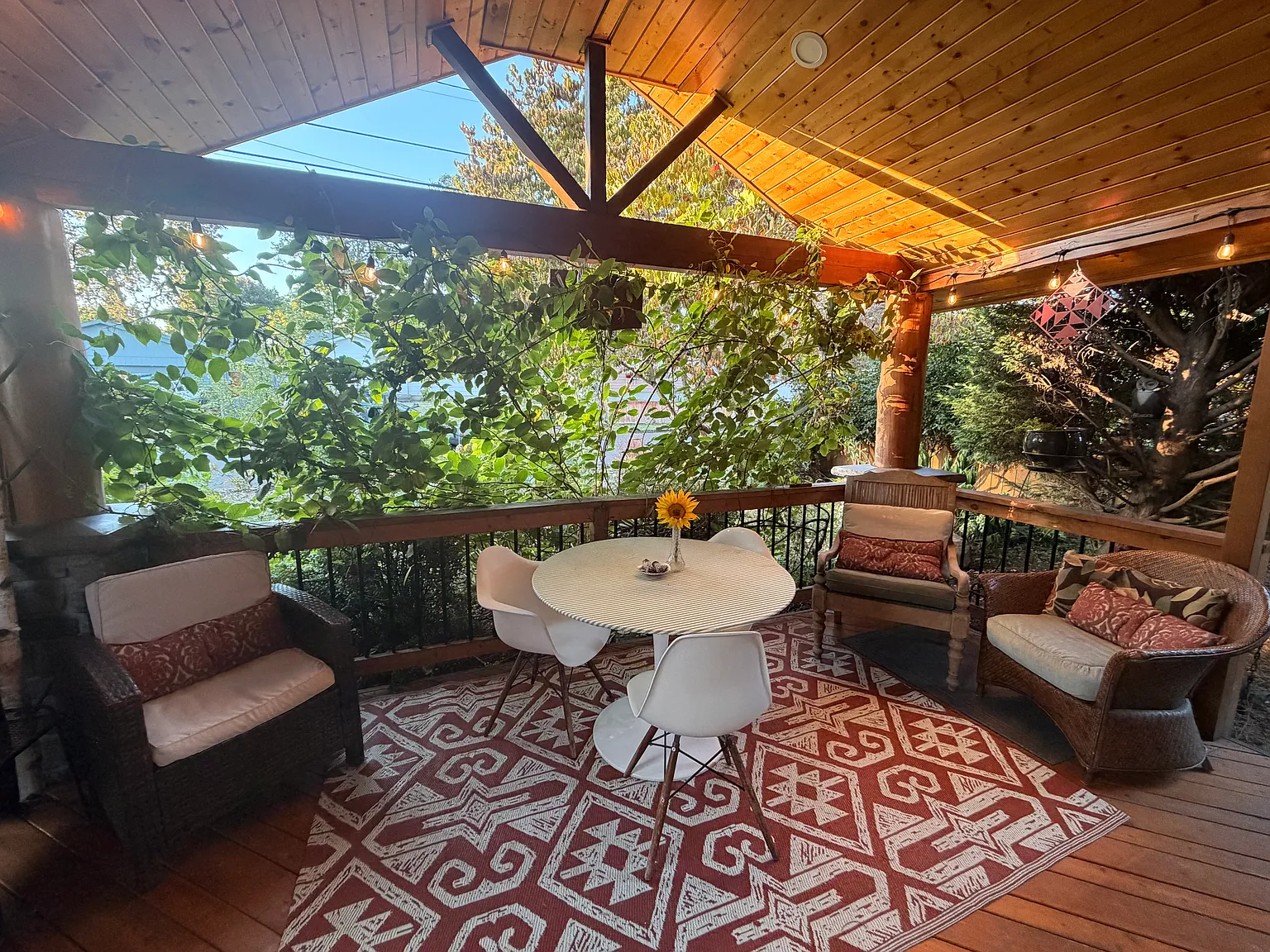 2 bed, 1200 sqft, $2,800 — Photo 2