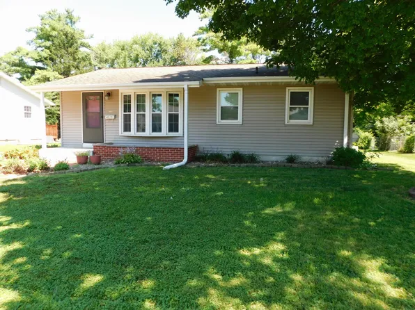 4015 Toronto St, Ames, IA 50014