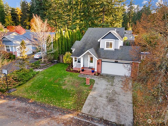 3rd image of 3703 Kings Way SE