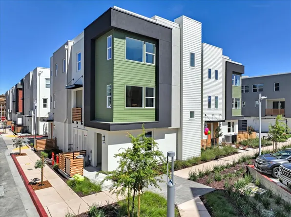 403 Starfish Ln, Foster City, CA 94404