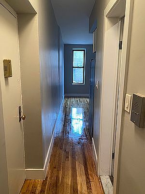 4th image of 124 E 103rd St #A