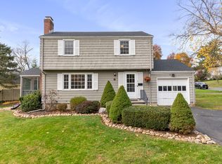 81 Brookmoor Rd, West Hartford, CT 06107