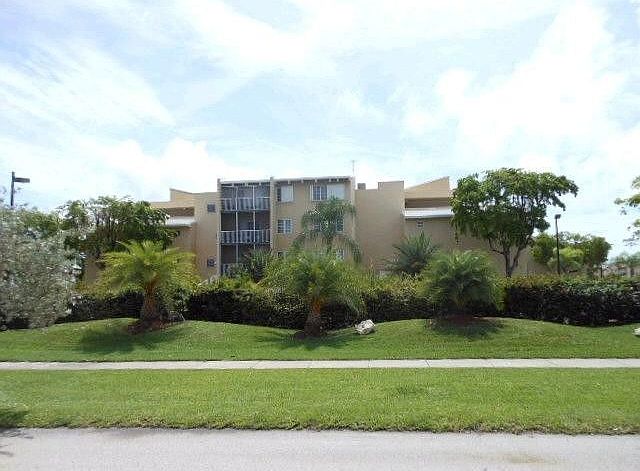 1st image of 21121 SW 85th Ave APT 106