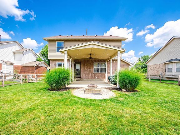 2nd image of 4381 Lighthouse Ln