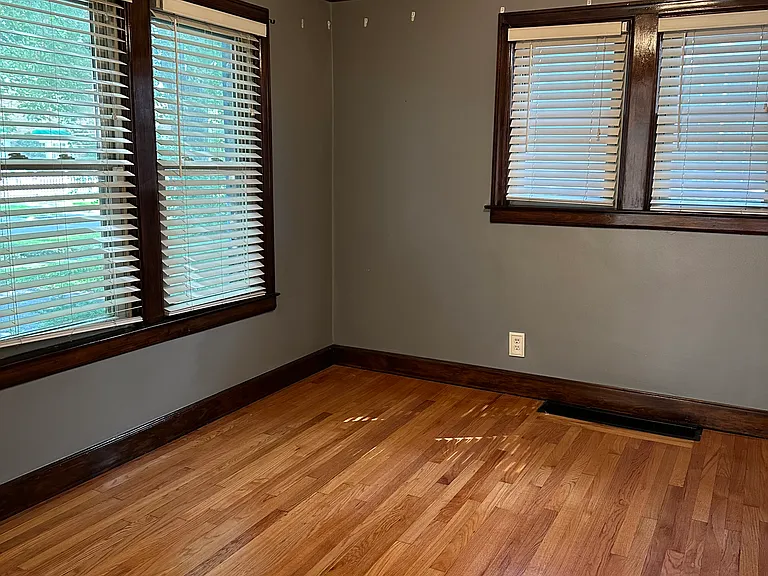 2234 N Woodbridge St — Photo 8