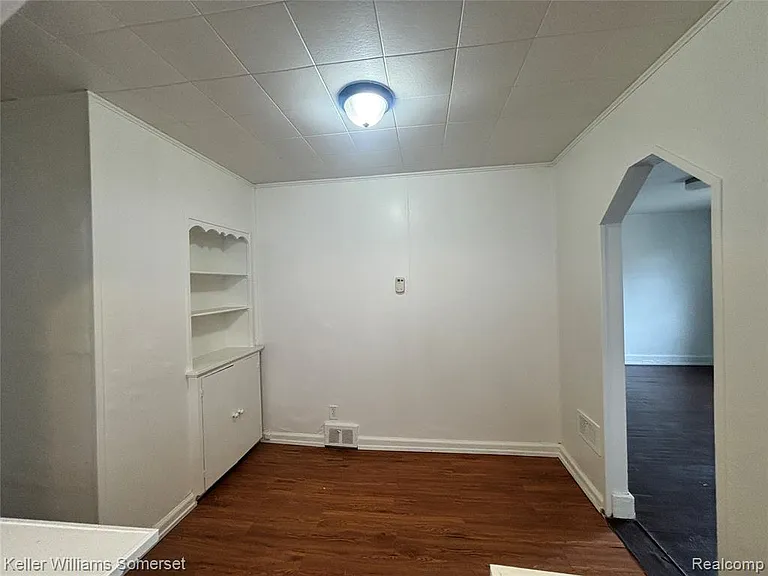 15785 Pinehurst St — Photo 4