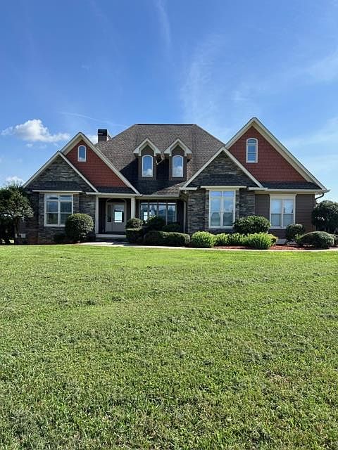 1st image of 85 Ridgemont Ln