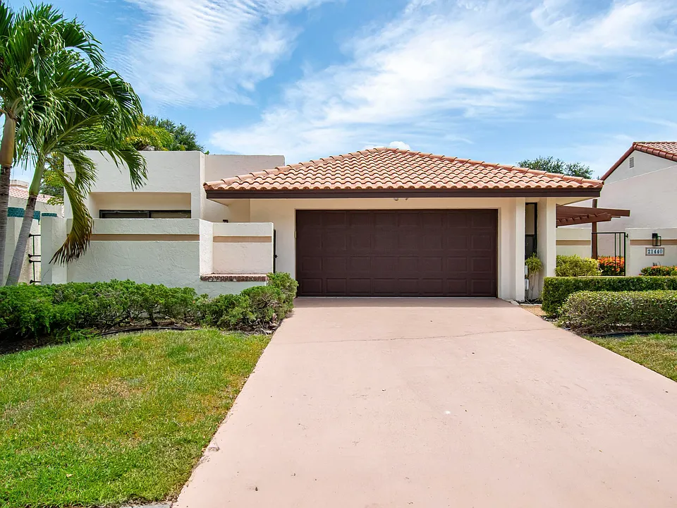 21440 Campo Allegro Dr