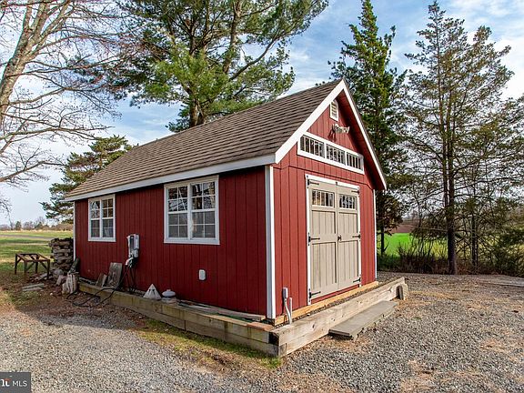 4th image of 1714 Linvale Harbourton Rd #R