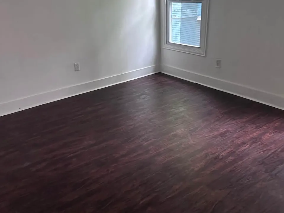 922 Onondaga Ave #922