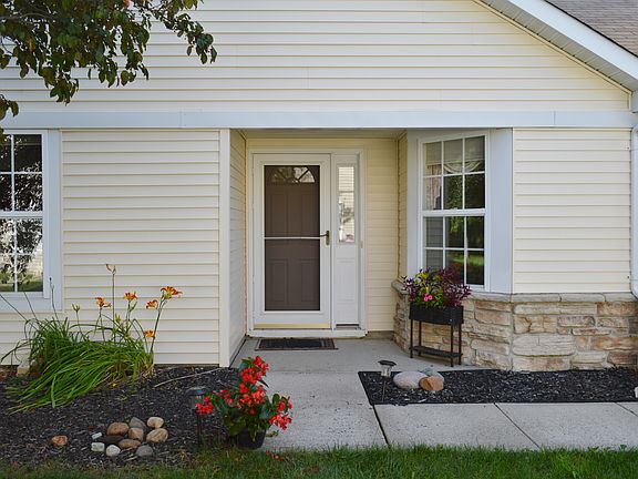 3rd image of 2441 Crisfield St