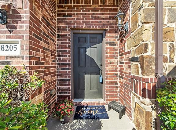 2nd image of 8205 Yukon Ln