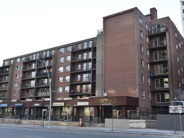 11025 Jasper Ave NW #606, Edmonton, AB T5K 0K7