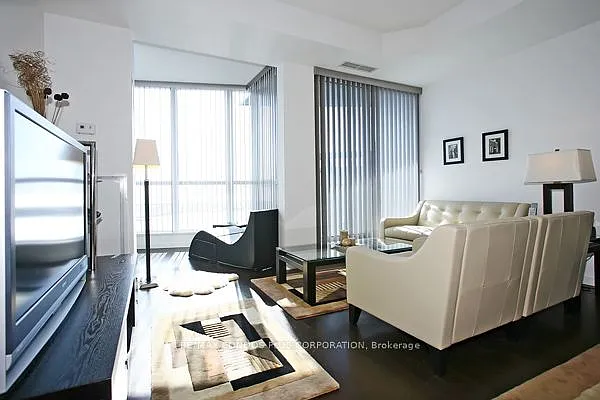 218 Queens Quay W #2611 — Photo 27