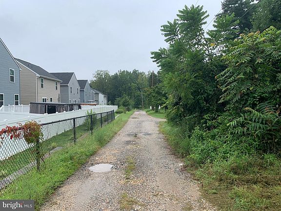 5th image of 7343 Green Acres Dr #1