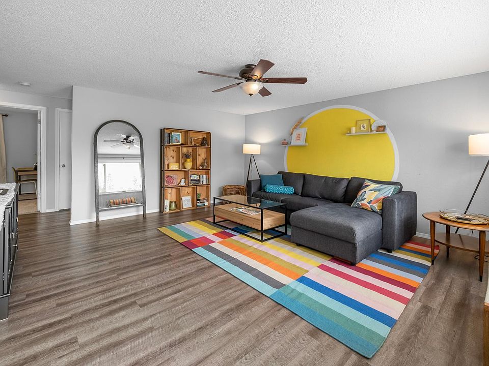 1st image of 2401 Lincoln Ave APT B