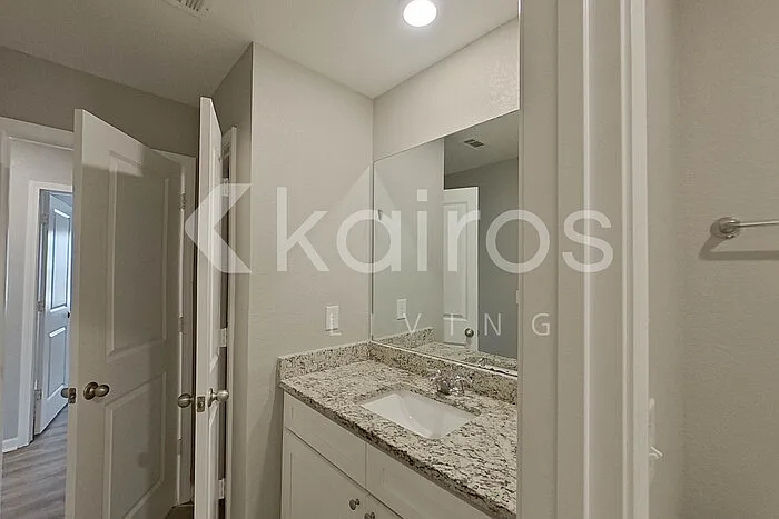 6008 Argyle Loop — Photo 14